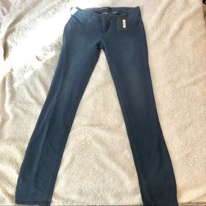 Blue jeggings